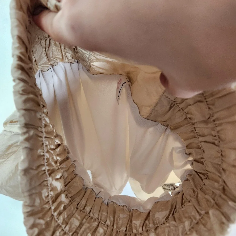 FREE PEOPLE Movement Shorts Womens XS Beige The Way Home Smocked Athletic Lined‎